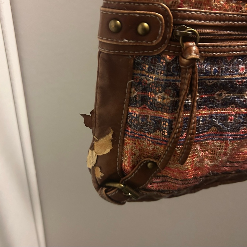 UNIONBAY Crossbody Purse - Picture 4 of 6